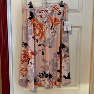 ✨BOGO✨ Lularoe M Marsha skirt NWT